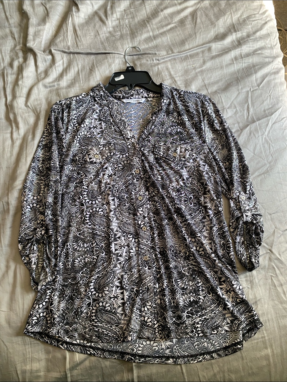 Paisley V-Neck Tunic Top in Black and White